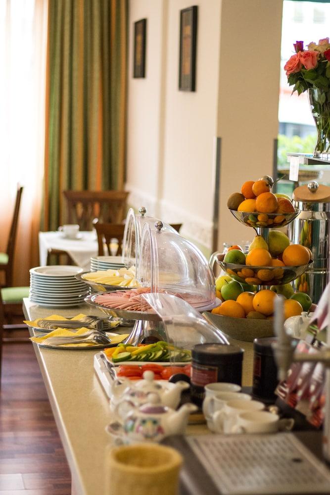 Hotel Astoria 3*